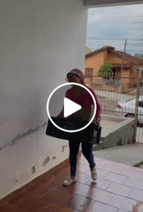 T2206017 Mulher demonstrou uma fé inabalável mesmo na dificuldade