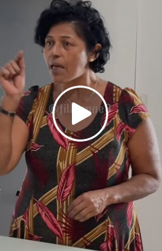 T1921006 Ninguém queria ajudar em casa e olha oque ela fez part2