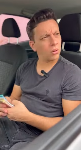 T6529002 Milionária recompensa criança por sua humildade part2